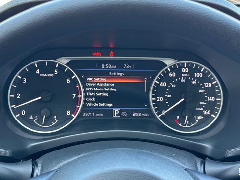 Used 2024 Nissan Sentra SV FWD image 19