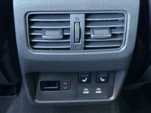 New 2026 Nissan Rogue Platinum AWD/4WD image 15