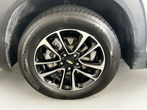 Used 2025 Chevrolet TrailBlazer LT AWD/4WD image 11