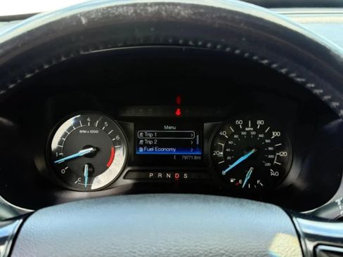 Used 2017 Ford Explorer XLT AWD/4WD image 22