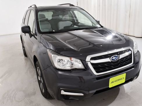 Used 2017 Subaru Forester 2.5i Premium w/ All-Weather Package AWD/4WD image 4