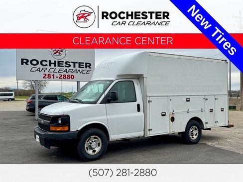 Used 2016 Chevrolet Express 3500 RWD image 1