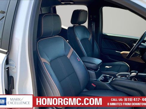 Used 2024 GMC Canyon AT4 AWD/4WD image 29