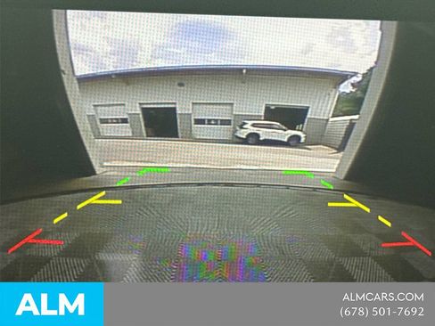Used 2025 Nissan Pathfinder S FWD image 33
