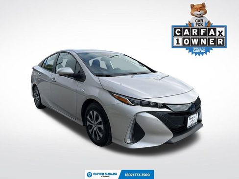 Used 2021 Toyota Prius Prime LE FWD image 1