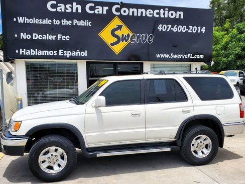 Used 1999 Toyota 4Runner SR5 AWD/4WD image 10
