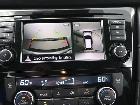 Used 2018 Nissan Rogue SL FWD image 20