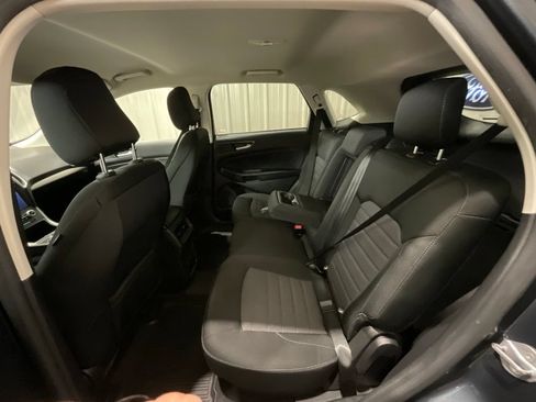 Used 2024 Ford Edge SE w/ Black Appearance Package AWD/4WD image 10