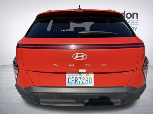 Used 2025 Hyundai Kona SEL AWD/4WD image 13