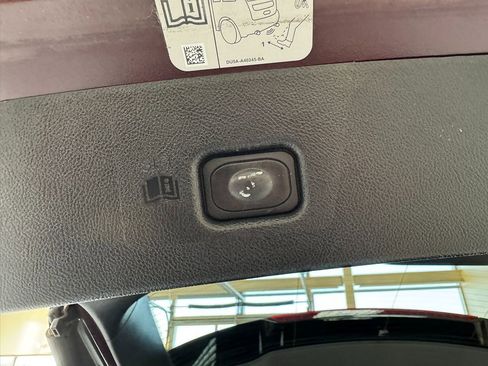 Used 2017 Lincoln MKX Reserve w/ Luxury Package image 50