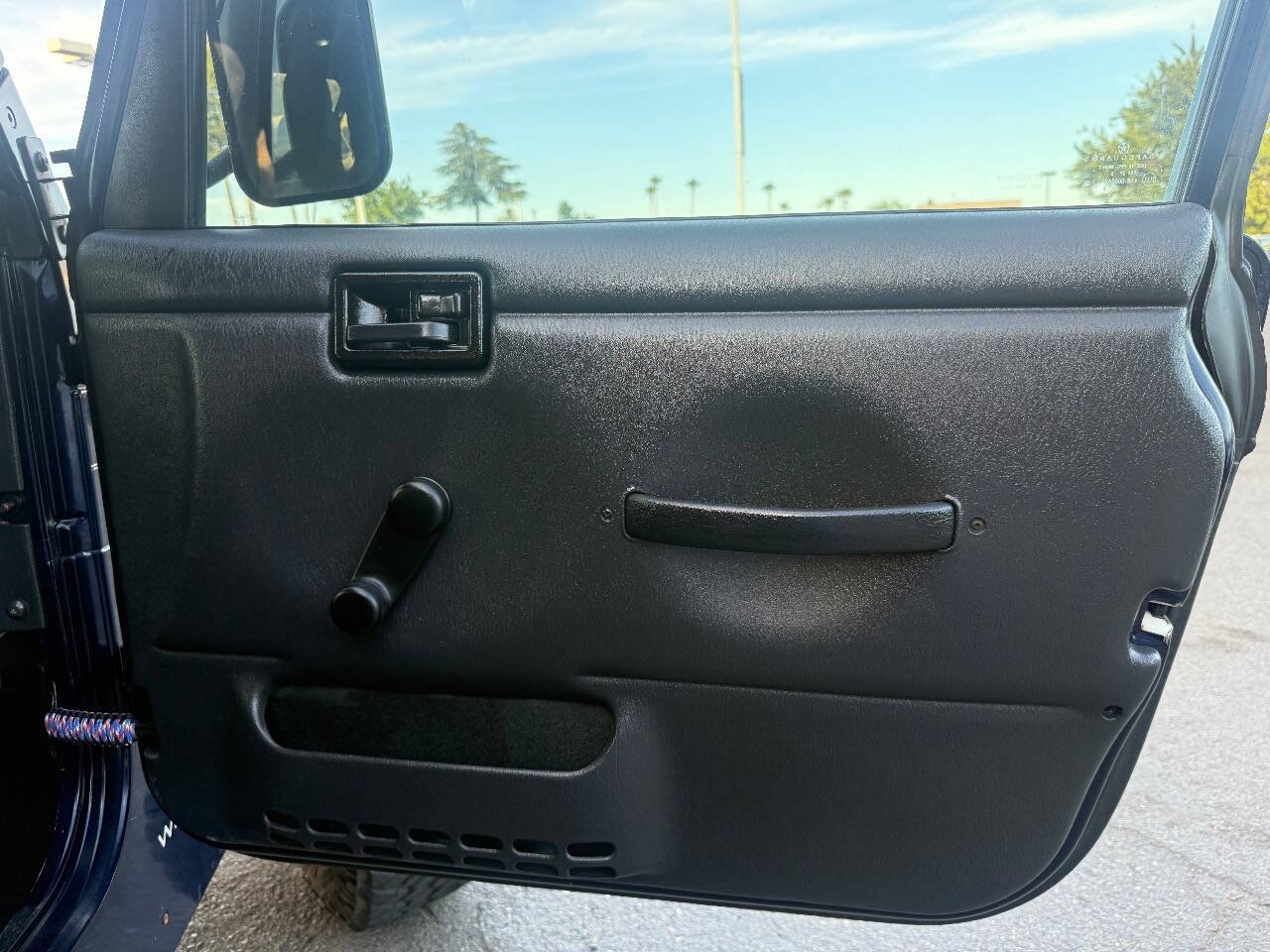 Used 2006 Jeep Wrangler X AWD/4WD image 9