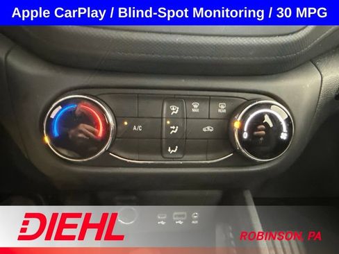 Used 2022 Chevrolet TrailBlazer LS AWD/4WD image 28