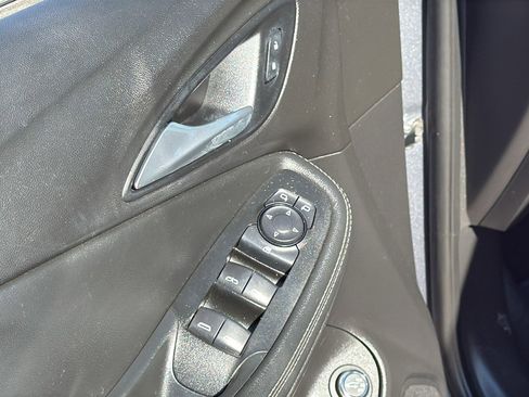 Used 2020 Buick Encore GX Select w/ Sport Touring Package image 9