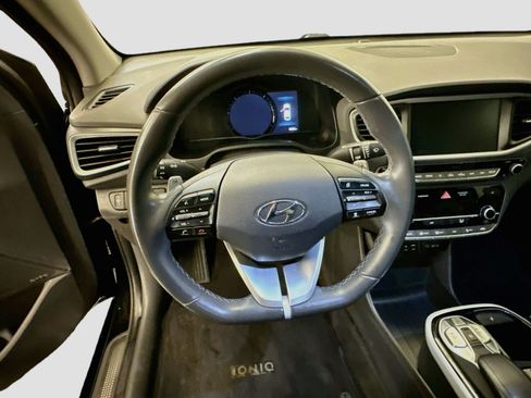 Used 2019 Hyundai Ioniq Limited FWD image 18