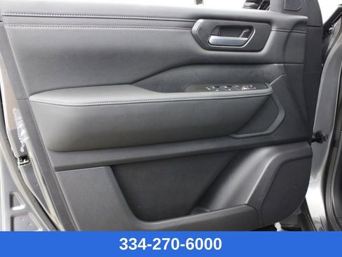 New 2026 Nissan Armada SV image 14