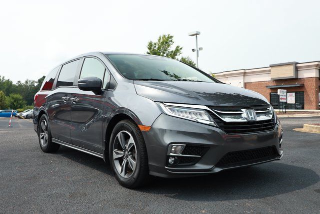 Used 2018 Honda Odyssey Touring image 3