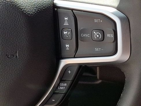 Used 2025 RAM 1500 Big Horn AWD/4WD image 22