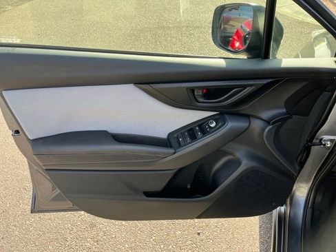 Used 2022 Subaru Crosstrek 2.0i Premium image 13