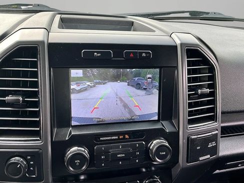 Used 2020 Ford F150 XLT w/ Equipment Group 302A Luxury AWD/4WD image 15