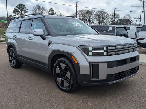 Certified 2025 Hyundai Santa Fe SEL image 1