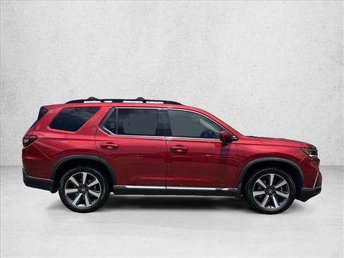 Certified 2023 Honda Pilot Touring image 13