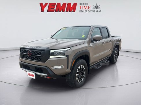 Used 2023 Nissan Frontier PRO-4X w/ Pro Convenience Package image 5