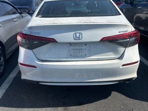 Certified 2024 Honda Civic Sport image 32