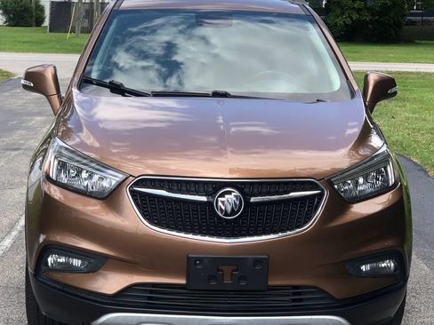 Used 2017 Buick Encore Preferred FWD image 2