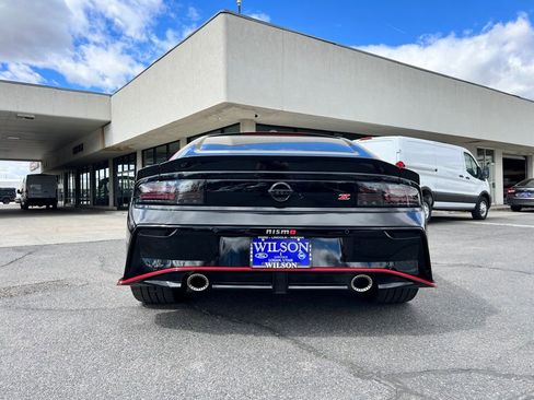 New 2024 Nissan Z NISMO w/ Floor Mat Package image 6