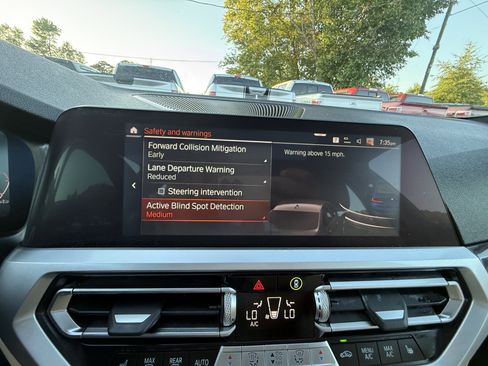 Used 2019 BMW 330i Sedan w/ Driving Assistance Package RWD image 29