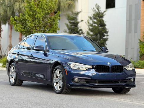 Used 2018 BMW 330i xDrive Sedan AWD/4WD image 1