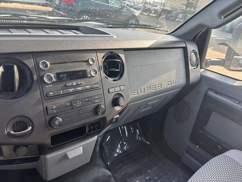 Used 2016 Ford F250 XL w/ Power Equipment Group RWD image 11