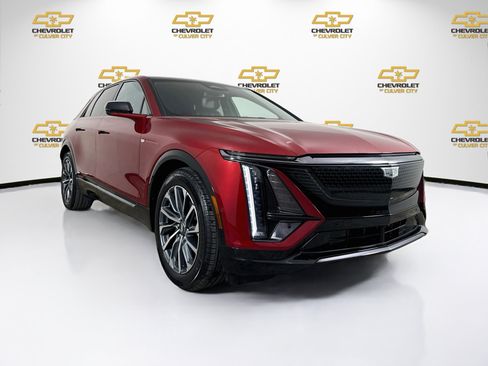 Used 2025 Cadillac Lyriq Sport AWD/4WD image 1