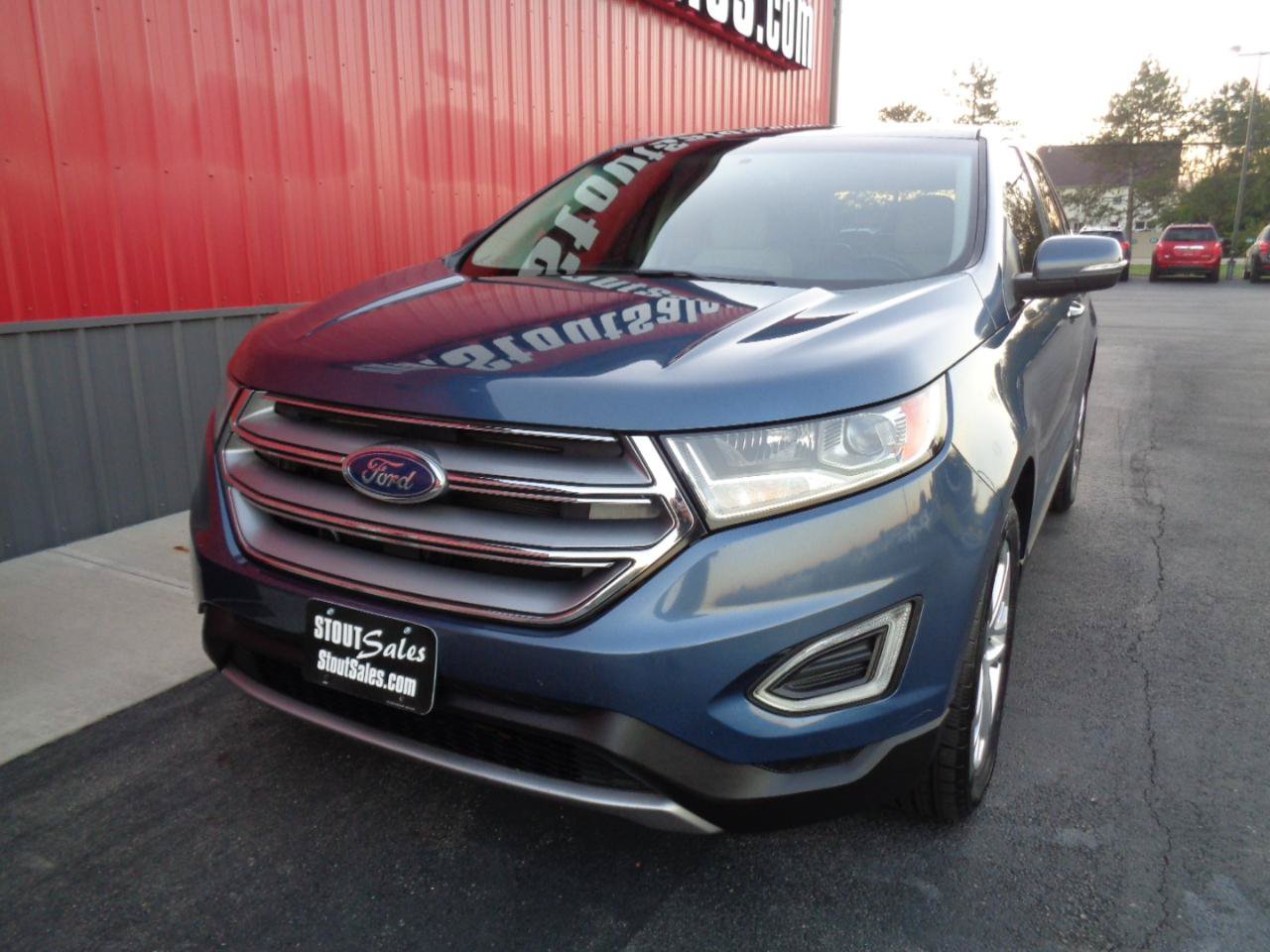 Used 2018 Ford Edge Titanium w/ Equipment Group 301A FWD image 1