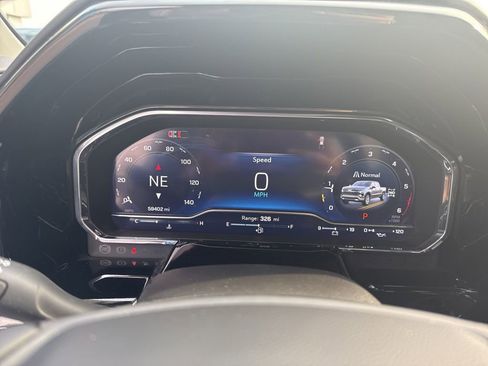 Used 2024 Chevrolet Silverado 1500 LT image 20