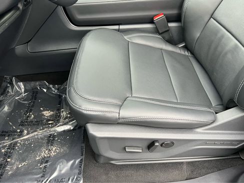 New 2026 Ford Expedition Max Platinum w/ Stealth Appearance Package image 31