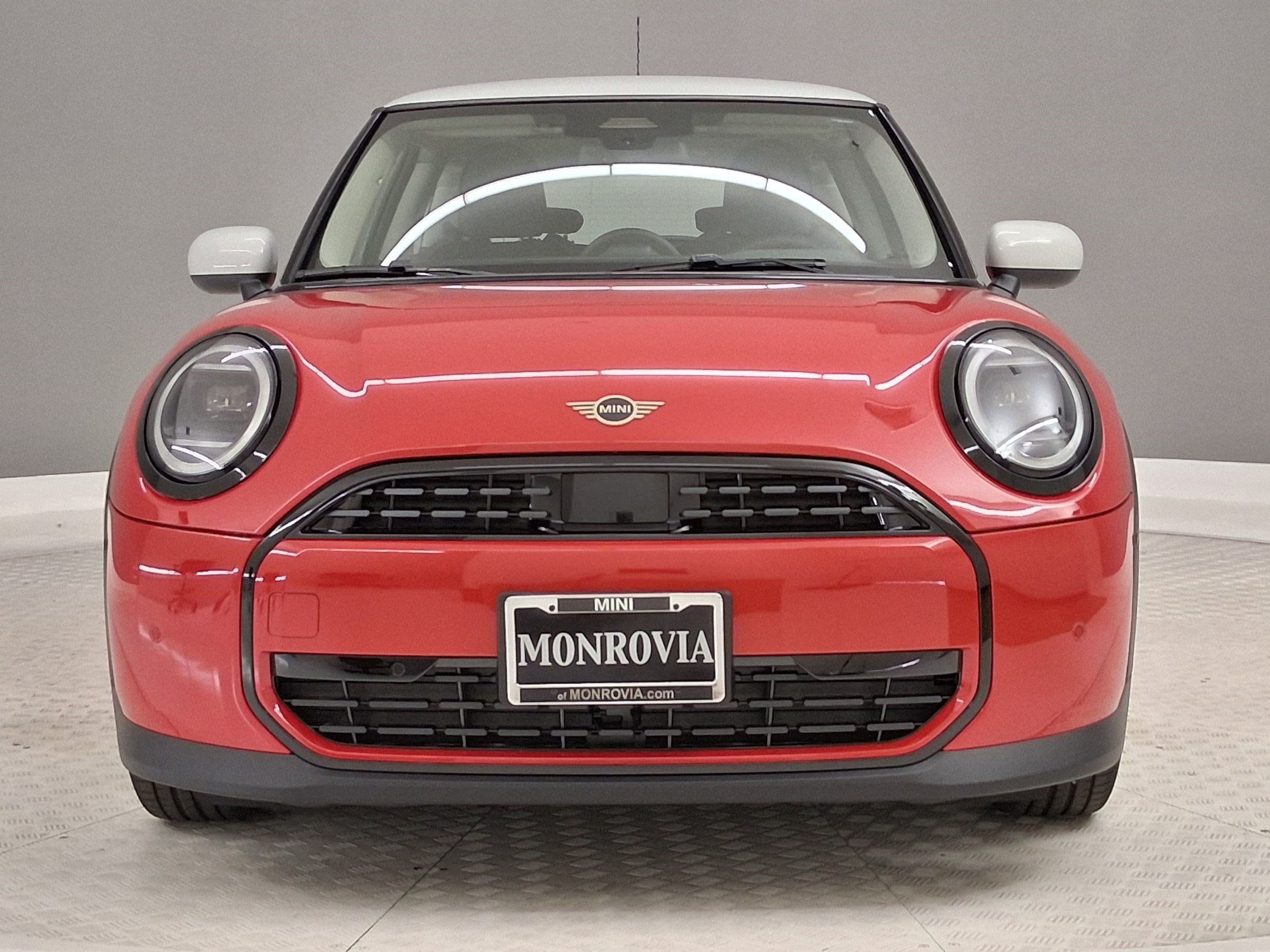 New 2026 MINI Cooper 2-Door Hardtop FWD image 4