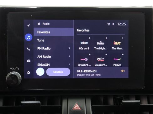 Used 2025 Toyota RAV4 XLE FWD image 19