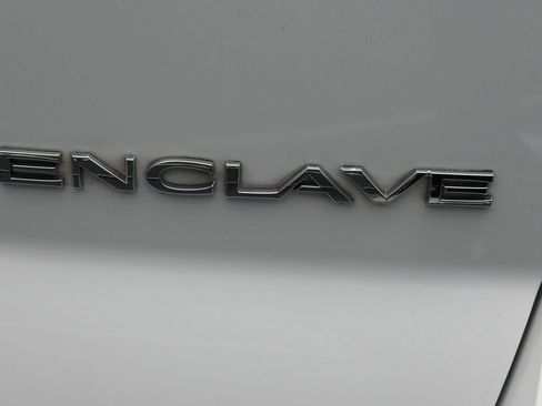 Used 2017 Buick Enclave Premium FWD image 22