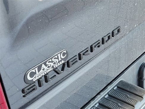 Used 2021 Chevrolet Silverado 1500 RST AWD/4WD image 9