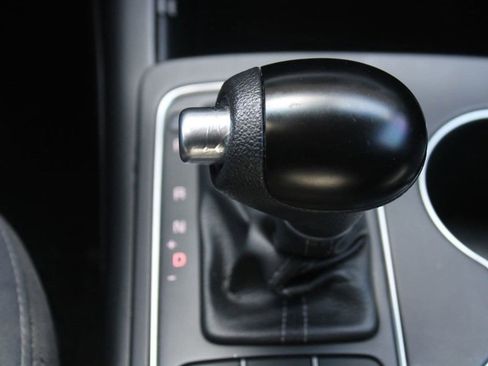 Used 2018 Kia Sorento FWD V6 image 25