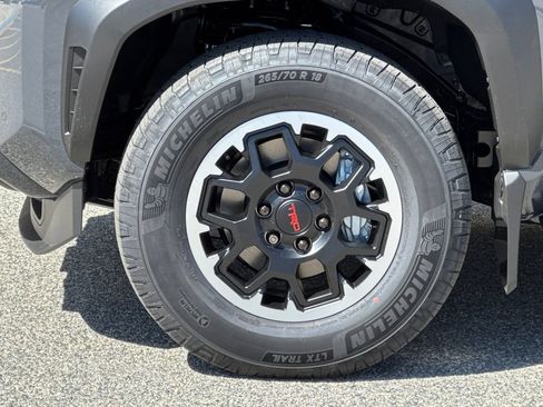 New 2026 Toyota 4Runner Limited AWD/4WD image 25