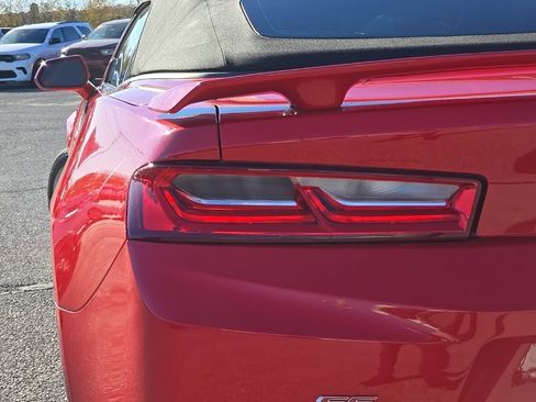 Used 2017 Chevrolet Camaro SS image 11