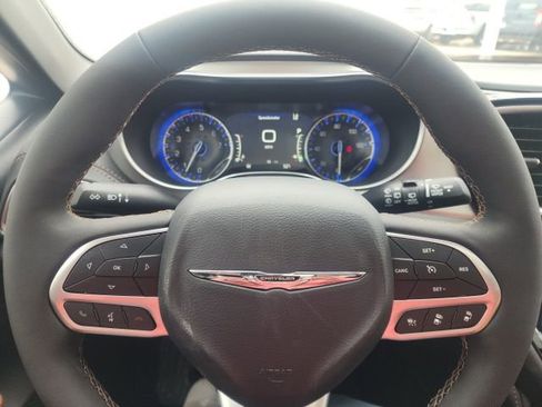 New 2026 Chrysler Pacifica Pinnacle FWD image 17