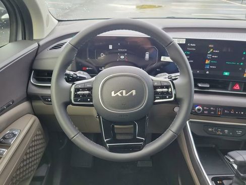 New 2026 Kia Carnival SX FWD image 11