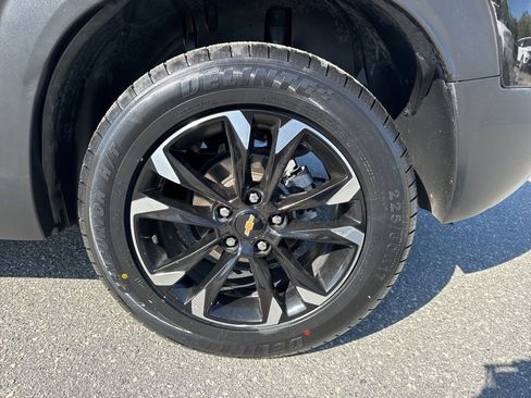 Used 2021 Chevrolet TrailBlazer LT image 27