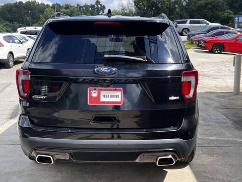Used 2017 Ford Explorer Sport w/ Equipment Group 401A AWD/4WD image 5