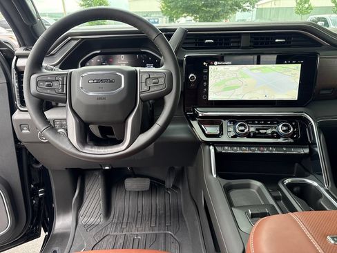 New 2026 GMC Sierra 2500 Denali Ultimate w/ LPO, Black Badging Package AWD/4WD image 46