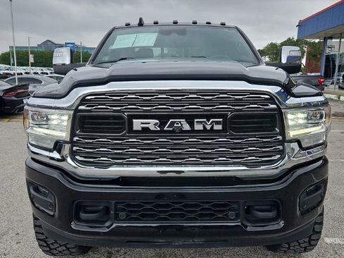 Used 2024 RAM 3500 Limited AWD/4WD image 2