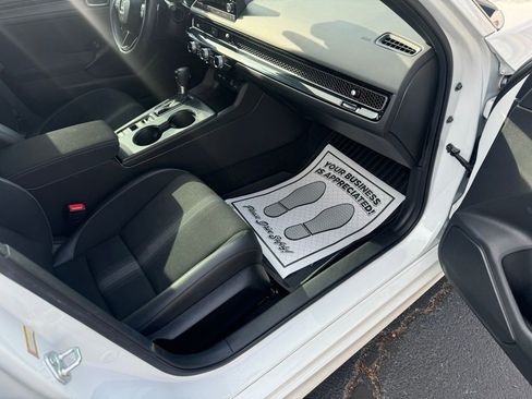 Used 2022 Honda Civic Sport image 11